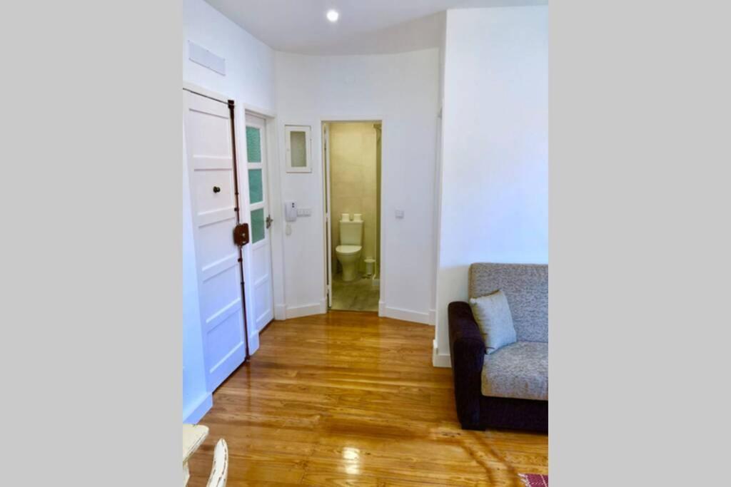 32 2 - Heart Of Lisbon Private Apartment, Bairro Alto מראה חיצוני תמונה