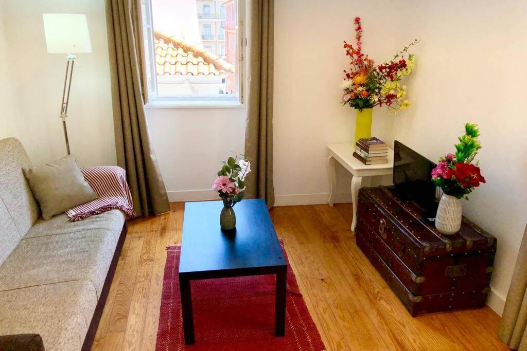 32 2 - Heart Of Lisbon Private Apartment, Bairro Alto מראה חיצוני תמונה