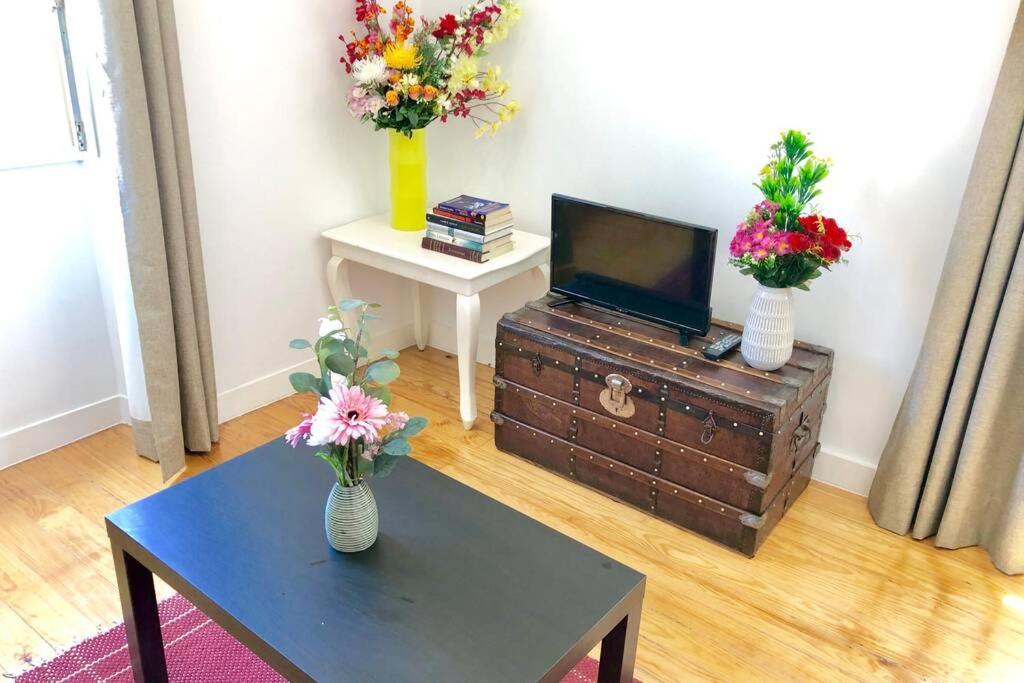 32 2 - Heart Of Lisbon Private Apartment, Bairro Alto מראה חיצוני תמונה