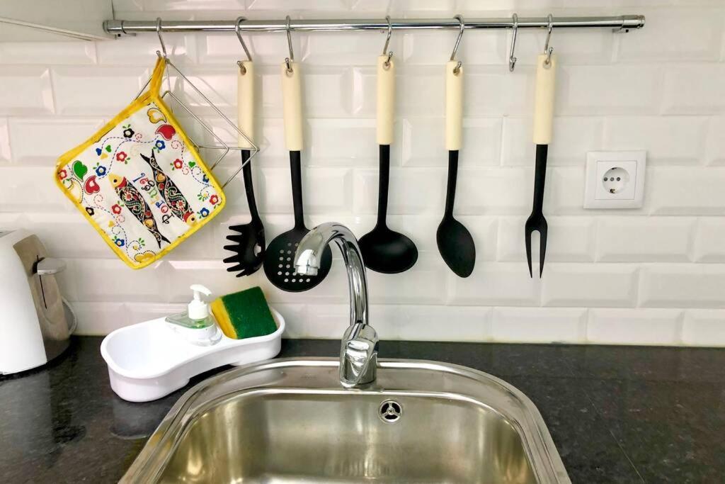 32 2 - Heart Of Lisbon Private Apartment, Bairro Alto מראה חיצוני תמונה