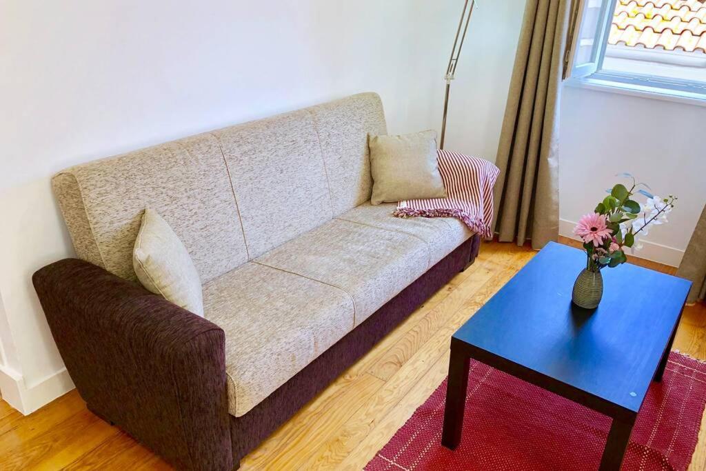 32 2 - Heart Of Lisbon Private Apartment, Bairro Alto מראה חיצוני תמונה