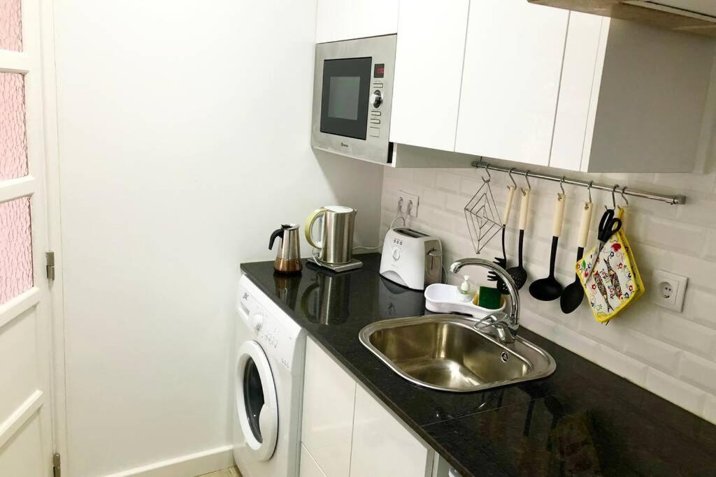 32 2 - Heart Of Lisbon Private Apartment, Bairro Alto מראה חיצוני תמונה