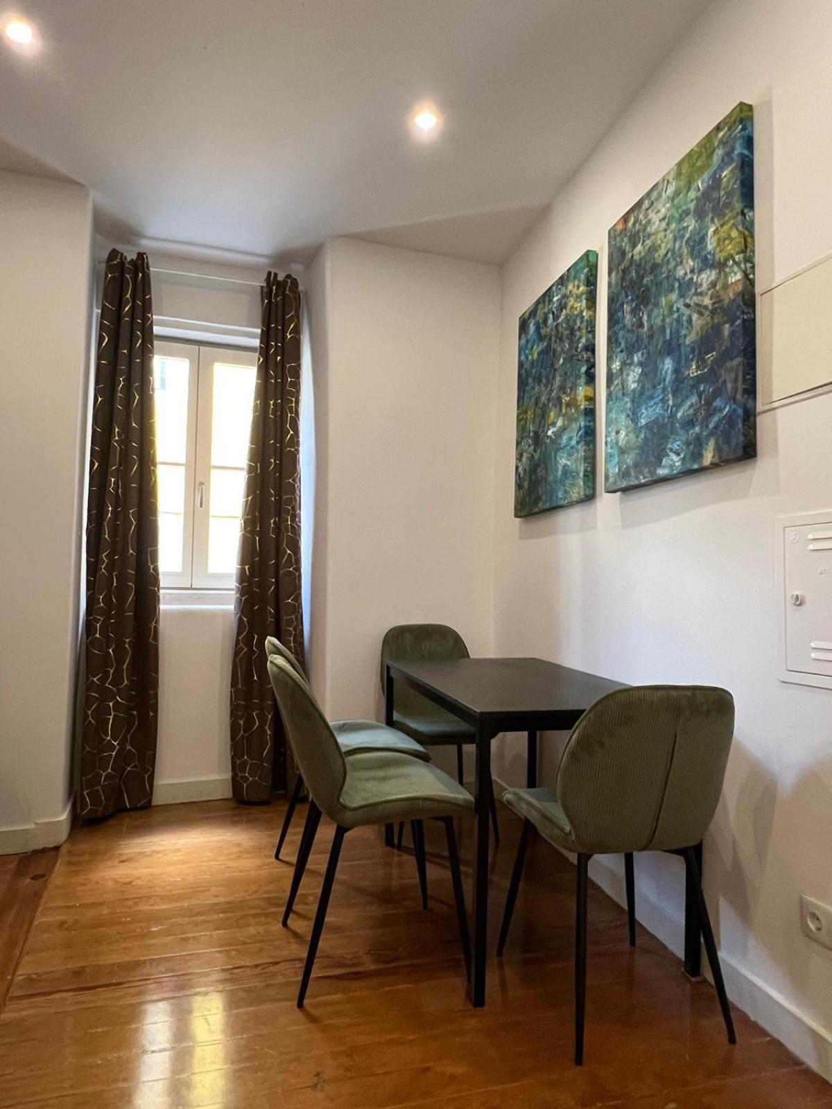 32 2 - Heart Of Lisbon Private Apartment, Bairro Alto מראה חיצוני תמונה