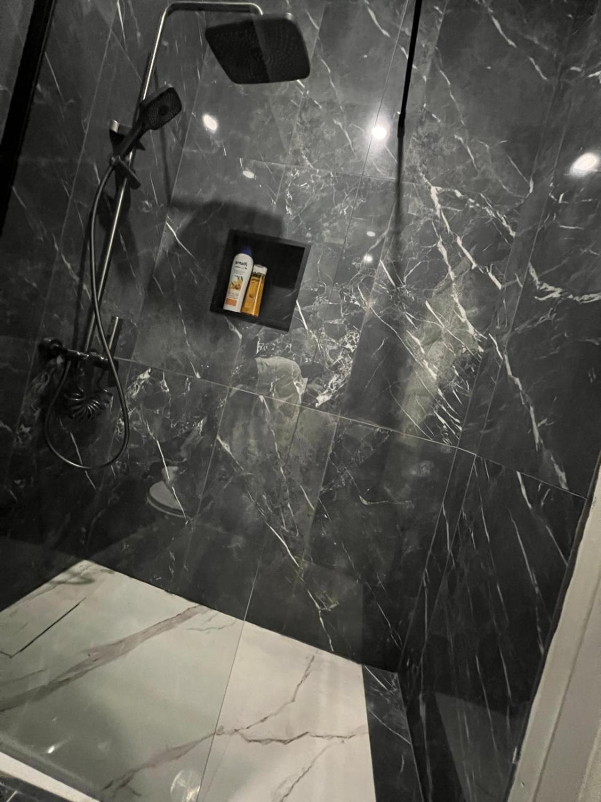 32 2 - Heart Of Lisbon Private Apartment, Bairro Alto מראה חיצוני תמונה