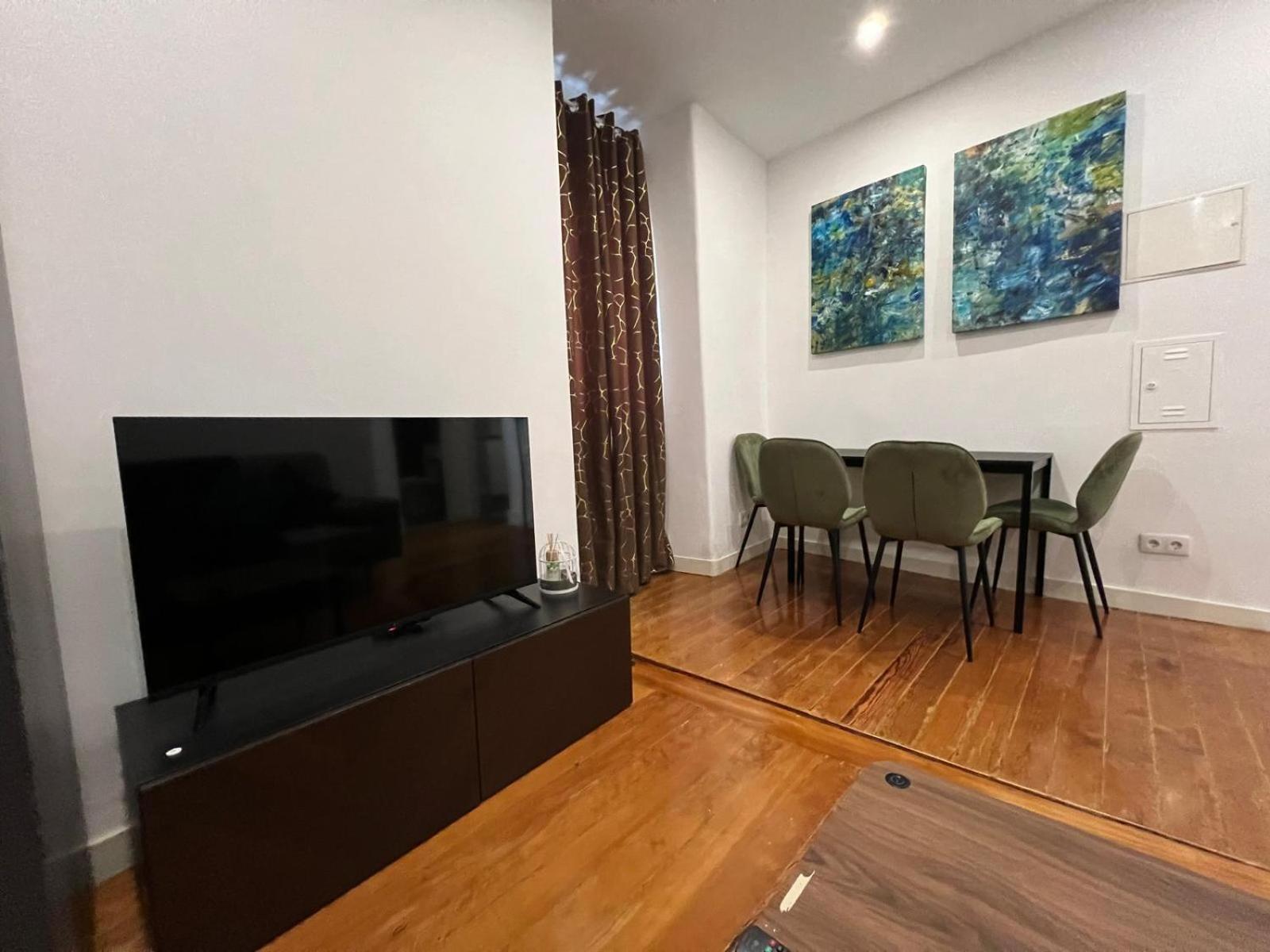 32 2 - Heart Of Lisbon Private Apartment, Bairro Alto מראה חיצוני תמונה